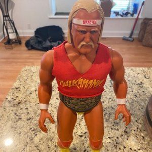 16 inch LJN Hulk Hogan with Lucha Libre wrestling mask and wrestling cards